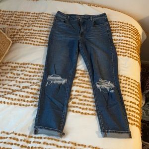 American eagle mom jeans